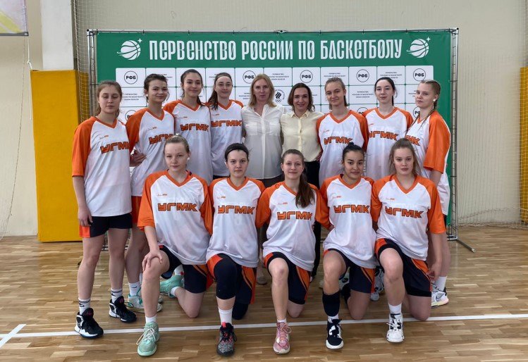 Команда девушек 2006 г.р. ДЮСШ «УГМК-Юниор» вошла в пятерку сильнейших