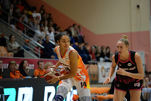 UMMC started the second round with the win over Peresvet-UFU