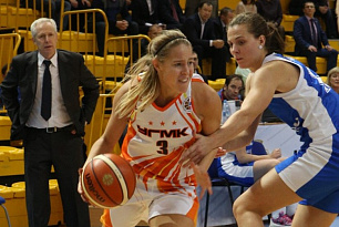 Liza Komarova will continue the season as a loaned player in Novosibirsk