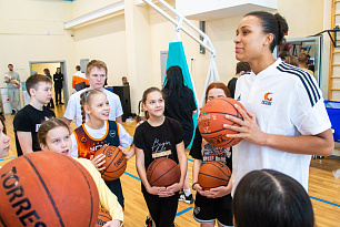 Stellar lesson from the champions: UMMC players held a masterclass for schoolchildren in Verkhnyaya Pyshma