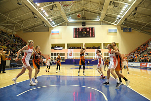 UMMC took down Spartak Moscow region twice