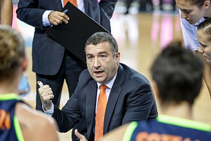 Miguel Mendez is BC UMMC Head Coach