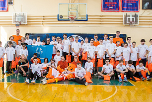 UMMC Basketball Players and Fedor Likholitov Hold a Masterclass for Children with Disabilities